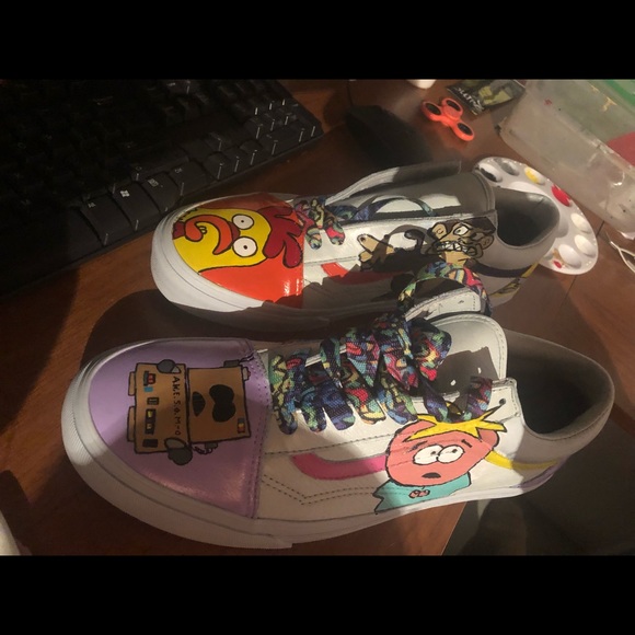 Custom Men Sneakers - Picture 2 of 5